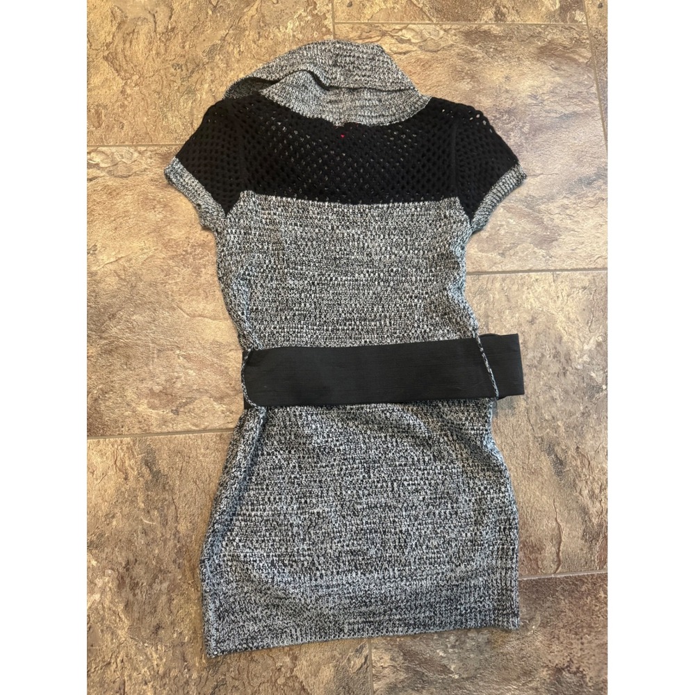 2000s Y2K Bongo Sweater Dress Black Gray Cowl Neck Short Sleeve Belted M EUC - Picture 2 of 4
